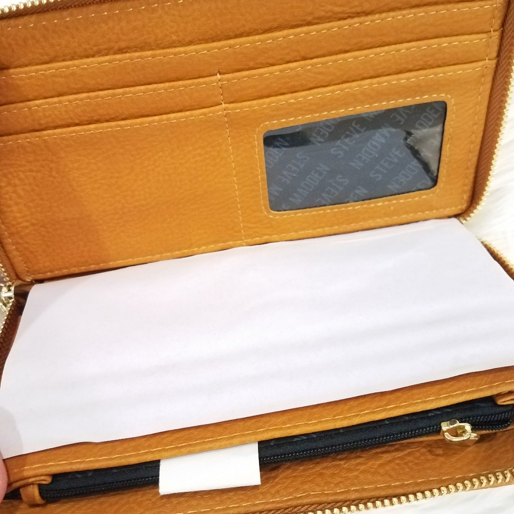 Nwot steve madden zipper wristlet wal… - Picture 10 of 11